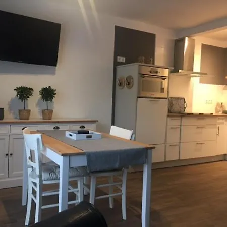 „suedblick“ Gemuetliche Doppelhaushaelfte