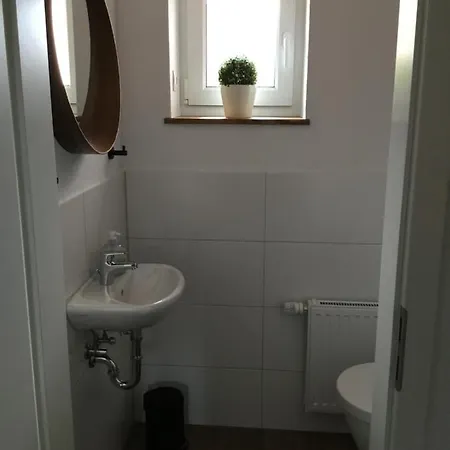 „suedblick“ Gemuetliche Doppelhaushaelfte *